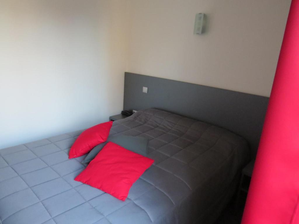 Hotel De Cleves Nevers Ruang foto