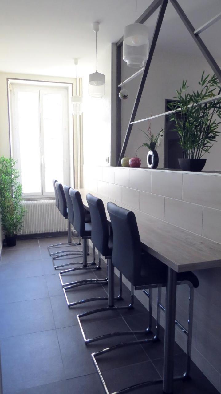 Hotel De Cleves Nevers Bagian luar foto