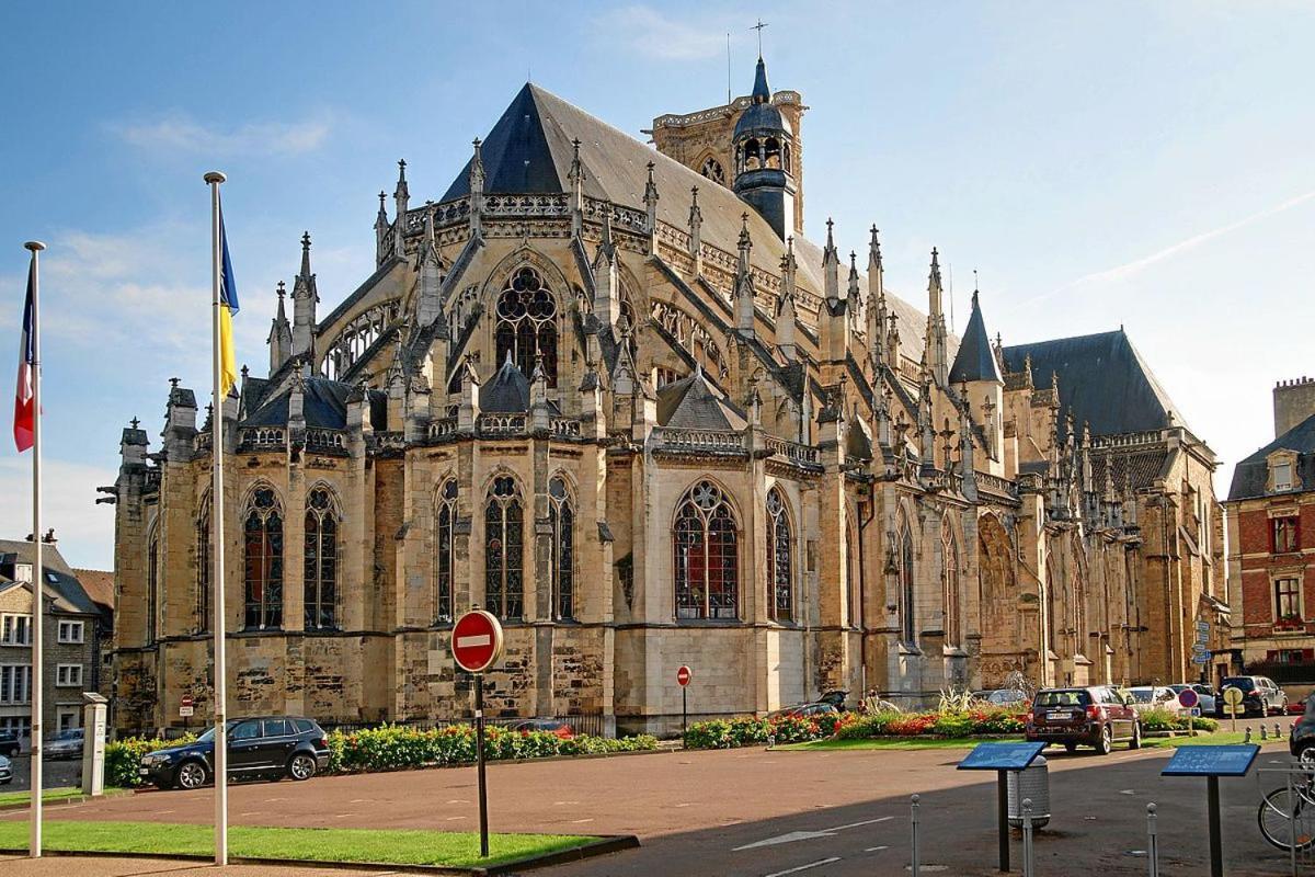 Hotel De Cleves Nevers Bagian luar foto